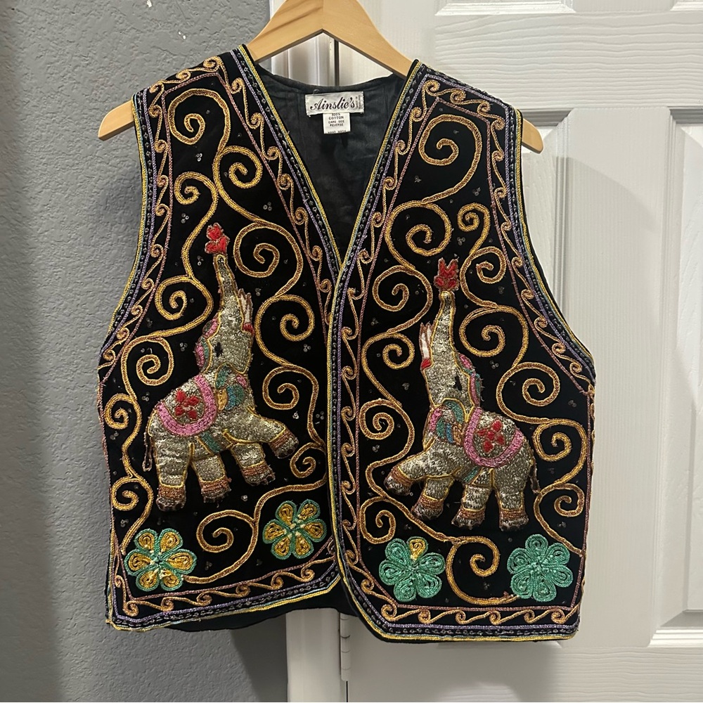 Vintage Ainslie’s beaded elephant sequin embellished vest multicolor size M/L - Picture 2 of 6